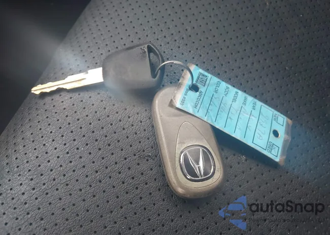 JH4CL96844C016596: 40133631