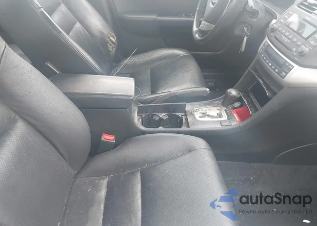 JH4CL96844C016596: 40133631