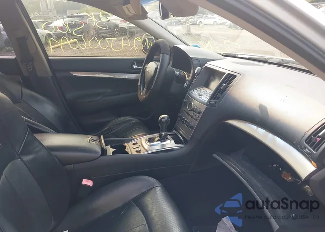 JN1CV6AR8BM353275: 40133439