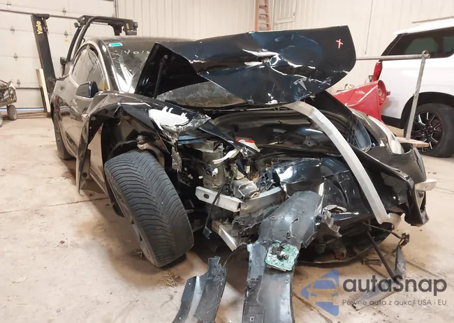 5YJ3E1EA8JF151984: 40133563