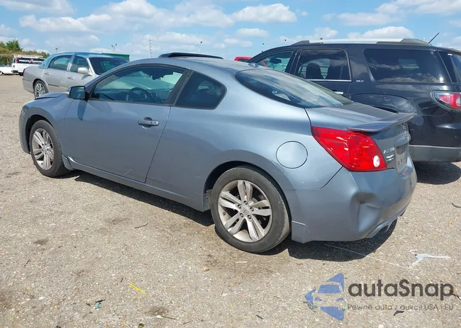 1N4AL2EP3BC131959: 40137773