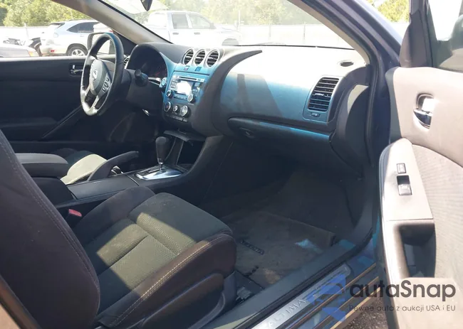 1N4AL2EP3BC131959: 40137773