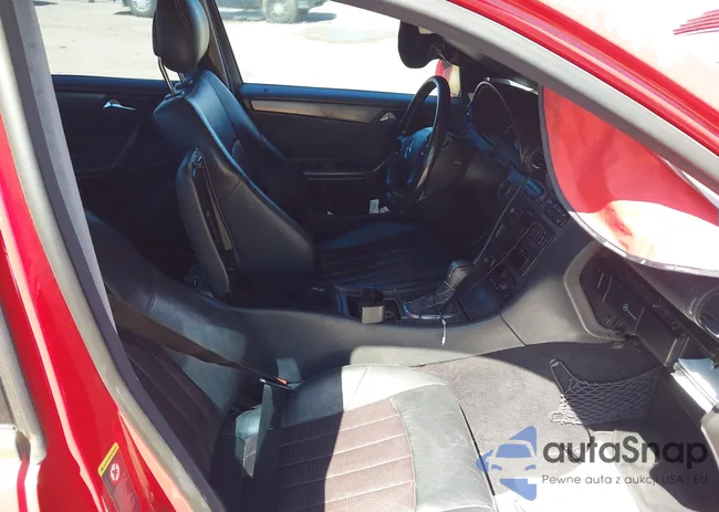 WDBRF65J32F194077: 40137798