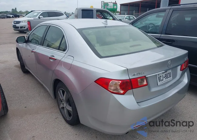 JH4CU2F4XCC025531: 40137799