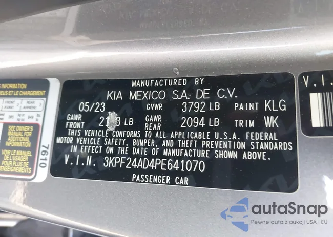 3KPF24AD4PE641070: 40139652