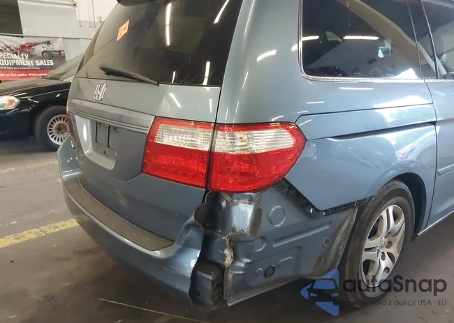 5FNRL38676B095689: 40140613