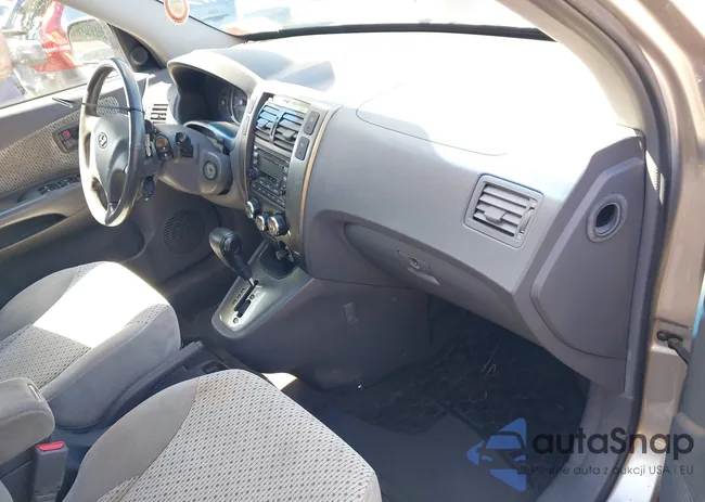 KM8JN12D65U085983: 40141915