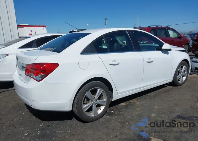 1G1PE5SBXF7182309: 40142129