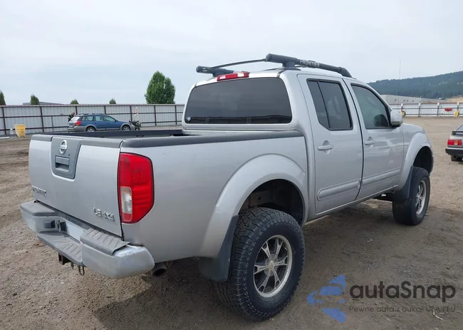 1N6AD07W06C472187: 40142884