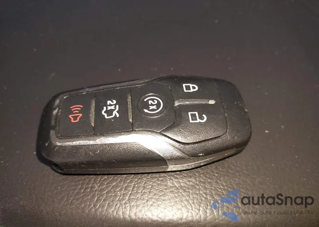 3FA6P0D90DR171924: 40143284