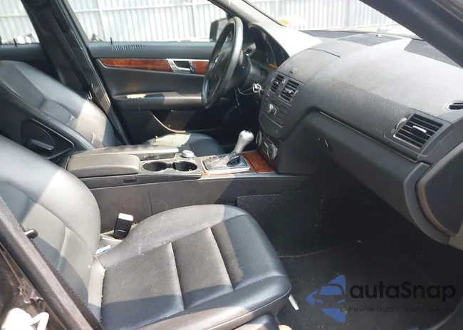 WDDGF8BB3BR166303: 40143498