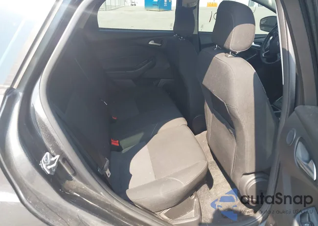 1FADP3M26JL204401: 40147201