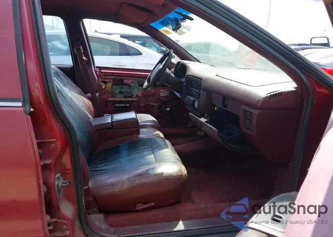 1G1BL52W0RR148066: 40148229