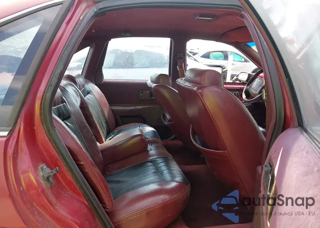 1G1BL52W0RR148066: 40148229