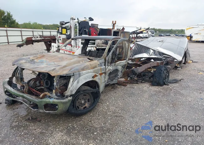 1FTBF2A62FEA31221: 40150113