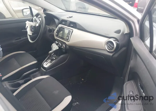 3N1CN8EV0ML887855: 40150137