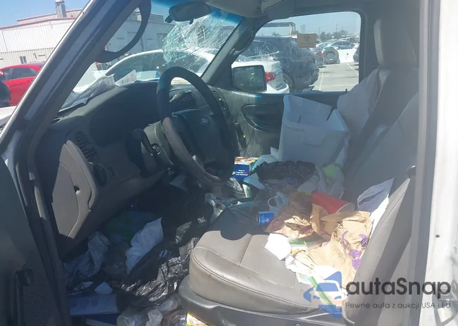 1FTKR1AD6APA56572: 40152851