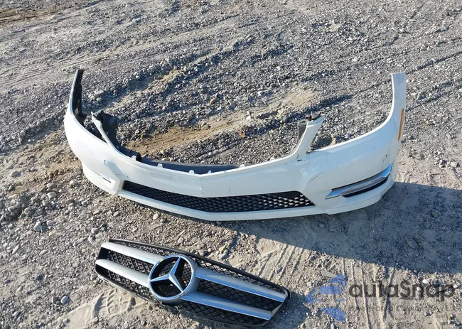 WDDGJ4HB6CF776732: 40152504