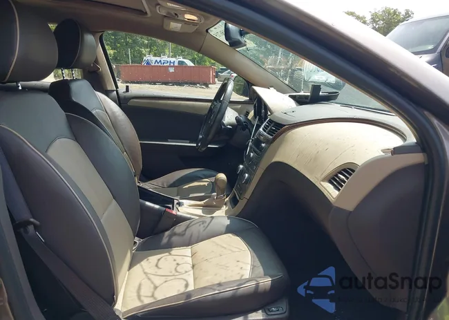 1G1ZE5EB9AF161941: 40156715