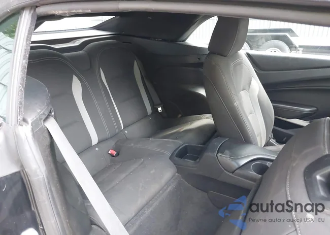 1G1FB3DX3J0134198: 40155982