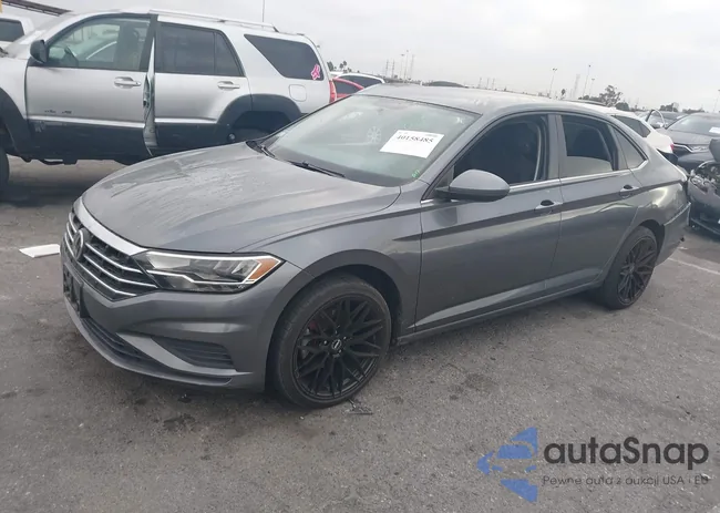 3VWC57BU4KM180281: 40158485