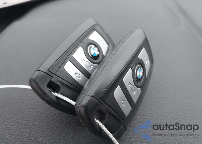 5UXWX5C57BL702035: 40158728