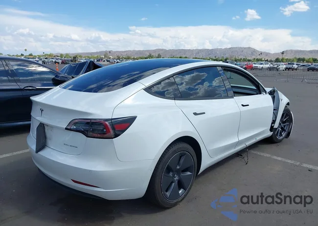 5YJ3E1EB0MF090563: 40157987