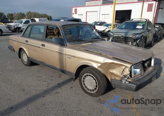 YV1AA8846L1395981: 40159382