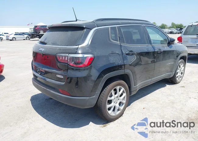 3C4NJDFB1NT218753: 40159495