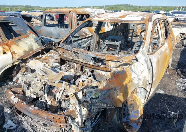 JN8AT2MT2GW015445: 40159892