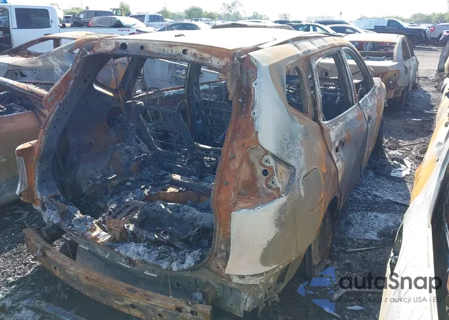 JN8AT2MT2GW015445: 40159892