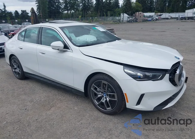 WBY33FK04RCS04217: 40160170