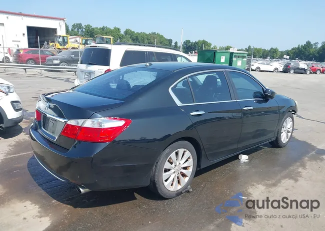 1HGCR2F83EA118333: 40161603