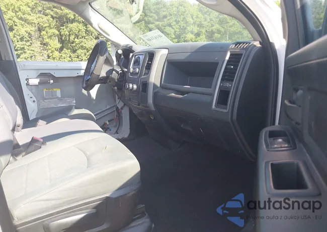 1C6RR6FT5ES172755: 40163140