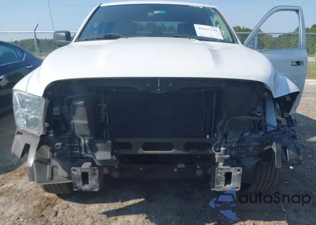 1C6RR6FT5ES172755: 40163140