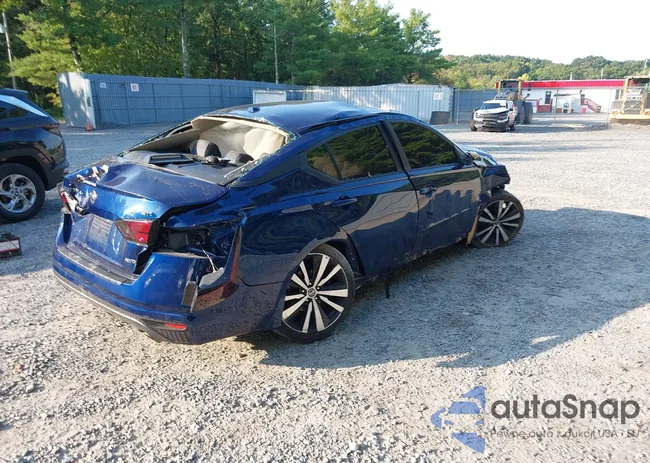 1N4BL4CW1MN304041: 40164263