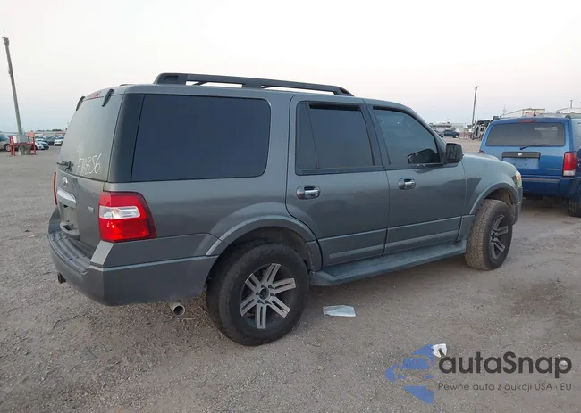 1FMJU1H55CEF16856: 40165646