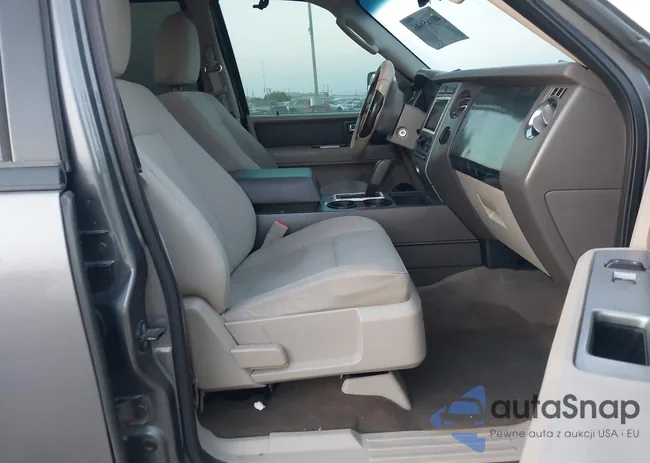 1FMJU1H55CEF16856: 40165646