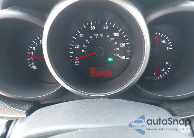 KNDJT2A62C7473372: 40166066