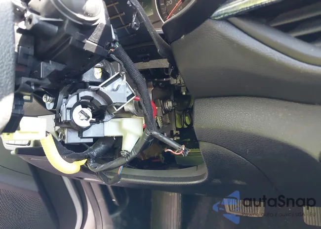 3KPF34ADXKE027176: 40166318