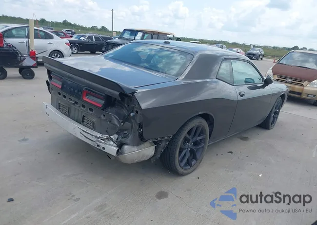 2C3CDZAG8LH210996: 40167892