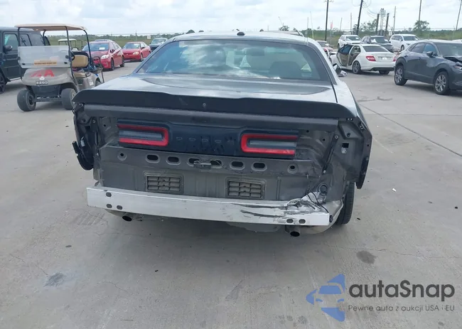 2C3CDZAG8LH210996: 40167892