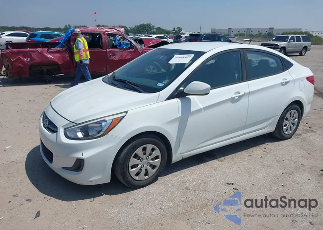 KMHCT4AE1GU073124: 40168409