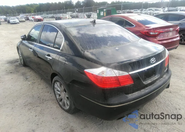 KMHGC46E99U048680: 40168171