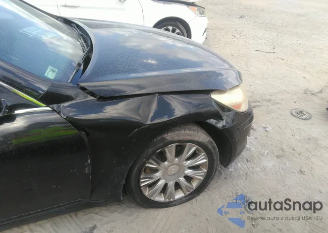 KMHGC46E99U048680: 40168171