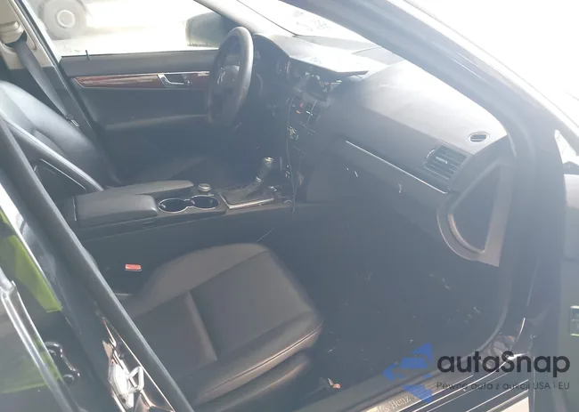 WDDGF54X18F056125: 40169788