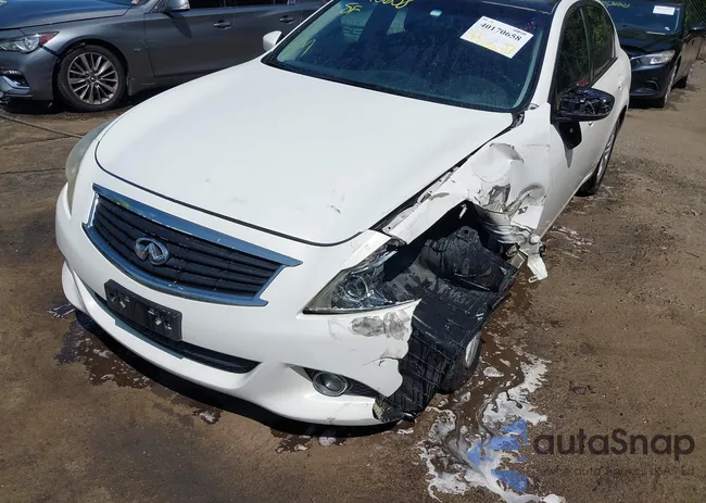 JN1CV6AR9FM523763: 40170658