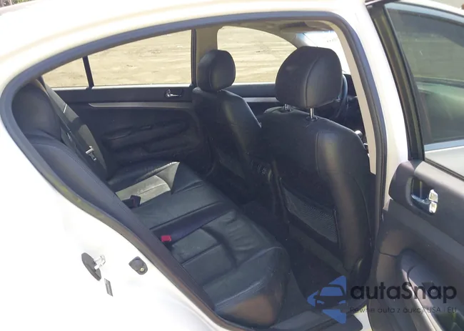 JN1CV6AR9FM523763: 40170658