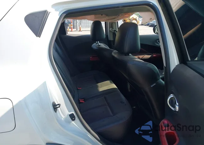 JN8AF5MV3DT215807: 40170691