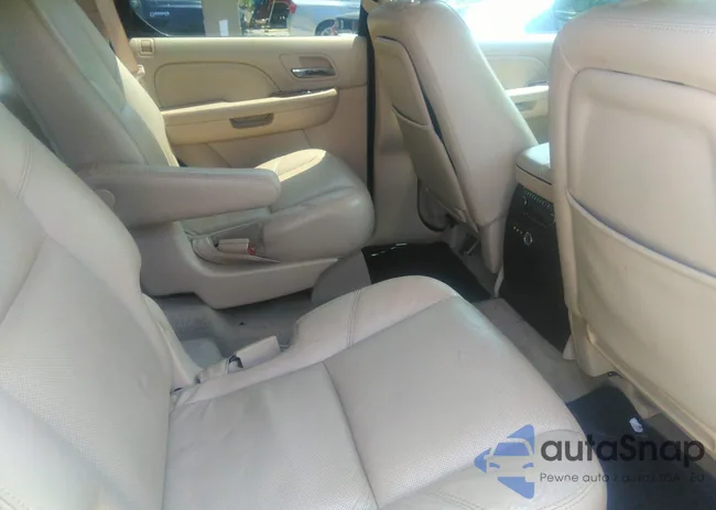 1GYEC638X8R182437: 40171493